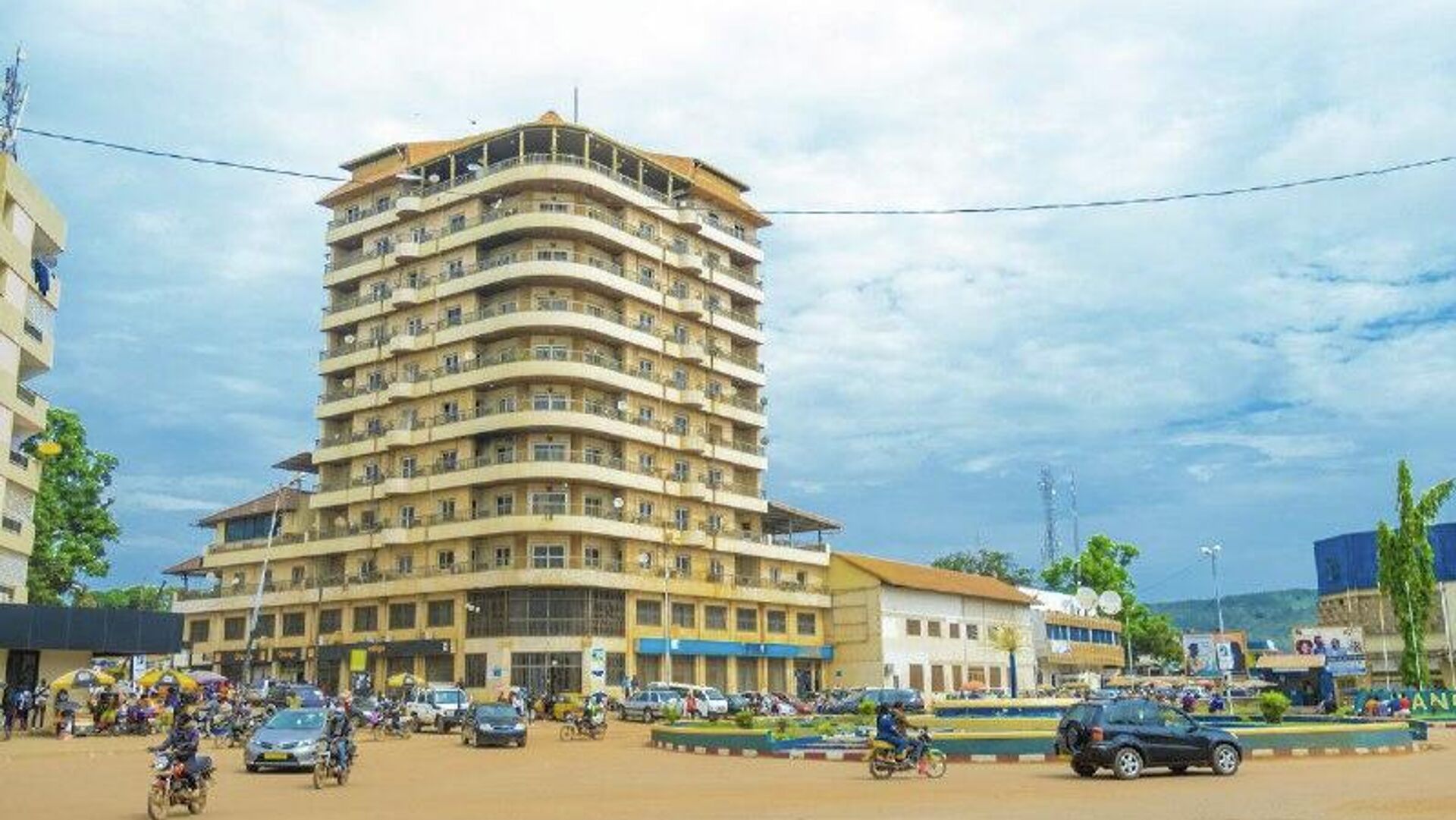 Un employé de la CPI aurait secrètement financé un groupe armé en Centrafrique Un employé de la CPI aurait secrètement financé un groupe armé en Centrafrique - Sputnik Afrique, 1920, 05.12.2025