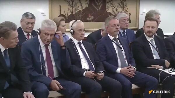 ▶ Conférence de presse de Poutine et Modi à l’issue des pourparlers à New Delhi - VIDÉO INTÉGRALE - Sputnik Afrique