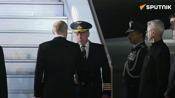 ▶ Poutine quitte New Delhi après une visite d'État de deux jours en Inde - Sputnik Afrique
