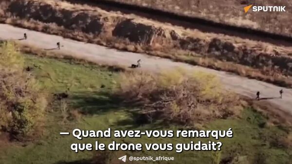 Un drone russe a montré le chemin aux civils fuyant les combats à Krasnoarmeïsk - Sputnik Afrique