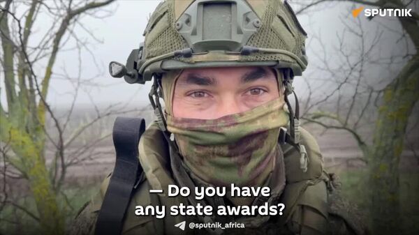 Under Fire, Wounded Russian Soldier Evacuated His Comrades - Sputnik Africa