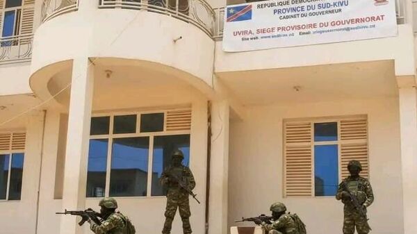 RDC: le groupe rebelle M23 revendique la prise de la ville stratégique d'Uvira, dans l'est du pays - Sputnik Afrique