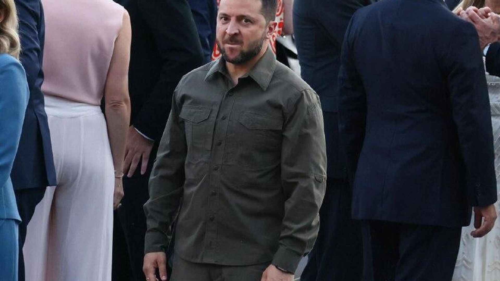 Zelensky no longer necessary for Ukraine settlement – expert Zelensky no longer necessary for Ukraine settlement – expert - Sputnik Africa, 1920, 10.12.2025