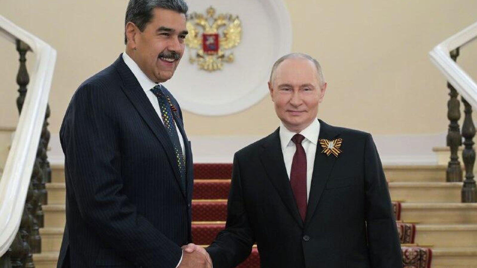 Putin spoke with Venezuelan President Maduro Putin spoke with Venezuelan President Maduro - Sputnik Africa, 1920, 11.12.2025