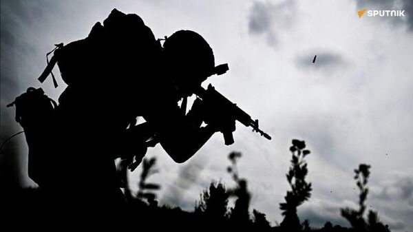 L’Ukraine serait prête à accepter une zone démilitarisée dans le Donbass, selon le négociateur ukrainien Mykhaïlo Podoliak - Sputnik Afrique