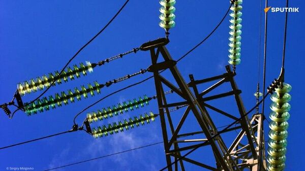 Énergie solaire: le Cameroun doit aussi travailler en amont, selon un économiste - Sputnik Afrique