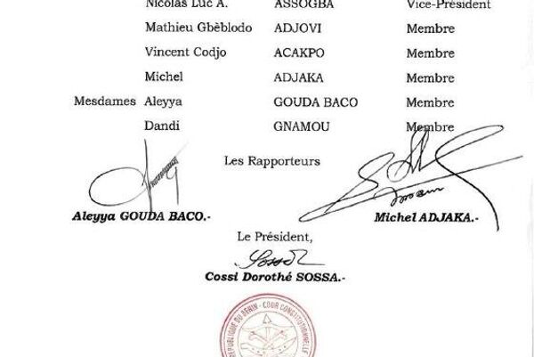 La Cour constitutionnelle du Bénin approuve la création d'un Sénat et la prolongation du mandat présidentiel La Cour constitutionnelle du Bénin approuve la création d'un Sénat et la prolongation du mandat présidentiel - Sputnik Afrique