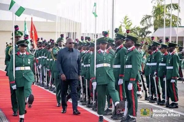 ECOWAS Summit Kicks Off in Abuja on Sunday — Guinea-Bissau & Benin in Focus ECOWAS Summit Kicks Off in Abuja on Sunday — Guinea-Bissau & Benin in Focus - Sputnik Africa