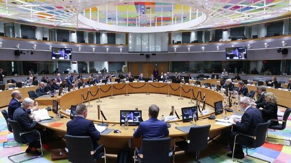 Vol, piraterie, pillage: le Venezuela condamne la décision de l'UE de geler définitivement les avoirs russes - Sputnik Afrique