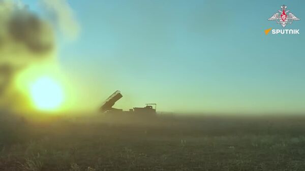 Russia’s Multiple Rocket Launcher Hits Ukrainian Troop Strongholds Near Gulyaipole in Zaporozhye Region: MoD - Sputnik Africa