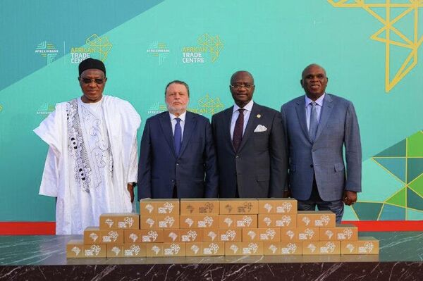 250 millions de dollars: chantier pharaonique pour le nouveau siège de l'Afreximbank en Égypte 250 millions de dollars: chantier pharaonique pour le nouveau siège de l'Afreximbank en Égypte - Sputnik Afrique