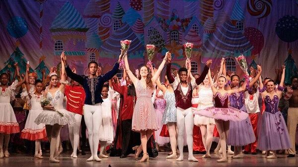 Nairobi a mis en scène le ballet Casse-Noisette, un grand classique pour la période des fêtes de fin d'année - Sputnik Afrique