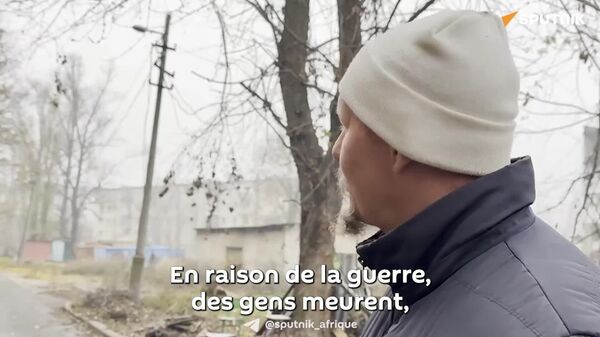▶ Ils l'ont fusillé et se sont enfuis pendant la nuit - Sputnik Afrique