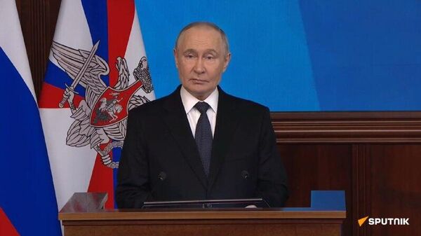 Russia Maintains Strong Battlefield Initiative Along Entire Front Line: Putin - Sputnik Afrique