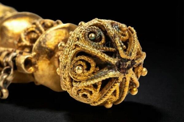 19th-Century Gold Hairpin Looted From Magdala Will Return to Ethiopia in Early 2026 19th-Century Gold Hairpin Looted From Magdala Will Return to Ethiopia in Early 2026 - Sputnik Africa