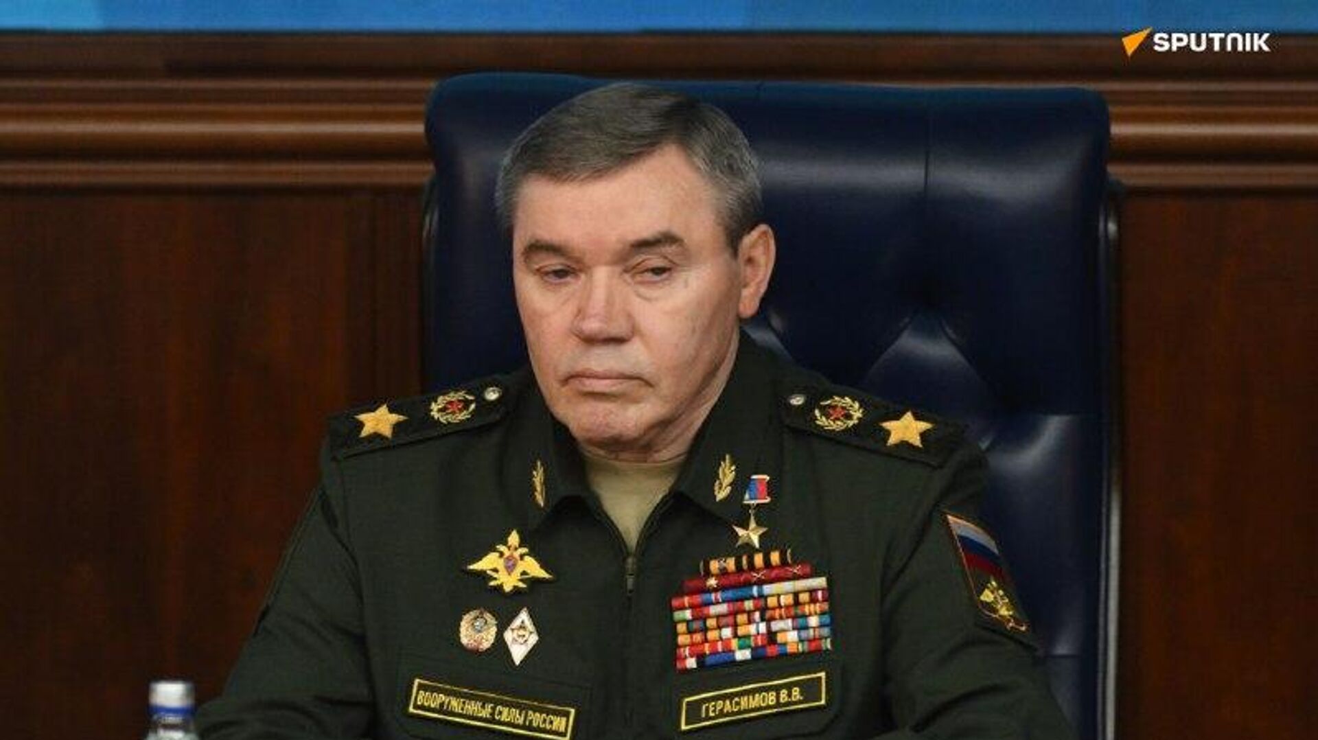 Moscou respecte scrupuleusement ses obligations au titre du Traité d'interdiction complète des essais nucléaires – chef d'état-major russe Moscou respecte scrupuleusement ses obligations au titre du Traité d'interdiction complète des essais nucléaires – chef d'état-major russe - Sputnik Afrique, 1920, 18.12.2025