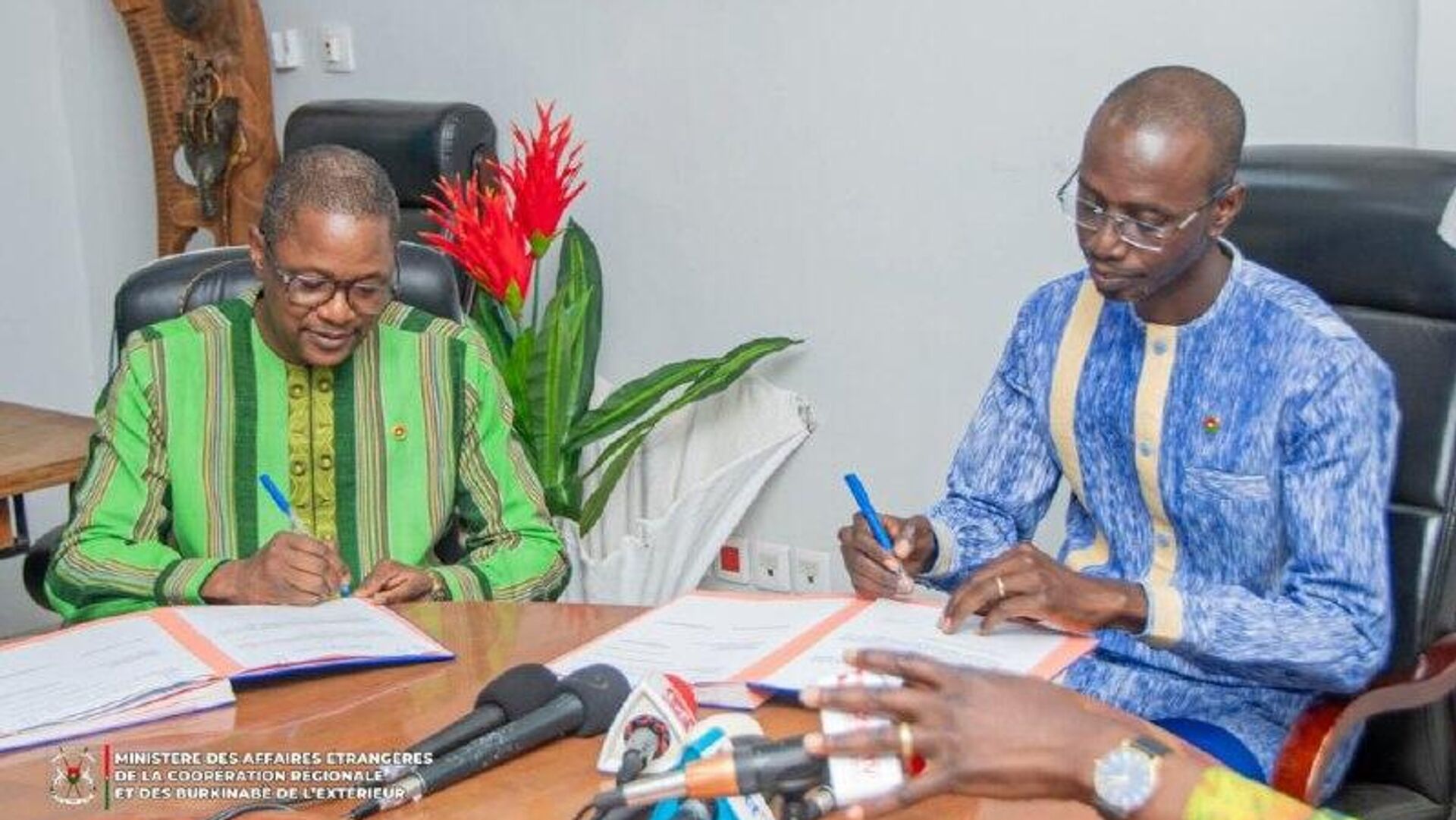 Burkina Faso Allocates Former RFI Frequency to AES Radio Burkina Faso Allocates Former RFI Frequency to AES Radio - Sputnik Africa, 1920, 18.12.2025