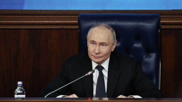 Vladimir Poutine dresse le bilan de l'année lors de sa grande intervention - Sputnik Afrique