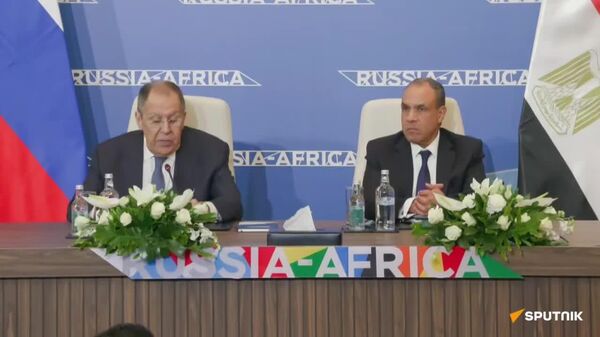 Conférence Russie-Afrique au Caire: une attention particulière a été portée au renforcement des échanges commerciaux et des investissements, a déclaré Lavrov - Sputnik Afrique