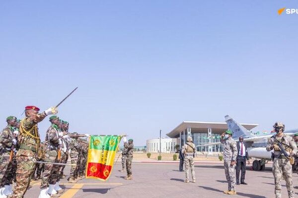 ▶ La Force unifiée de l'AES devient opérationnelle: la confédération est une réalité irréversible, salue Assimi Goïta ▶ La Force unifiée de l'AES devient opérationnelle: la confédération est une réalité irréversible, salue Assimi Goïta - Sputnik Afrique