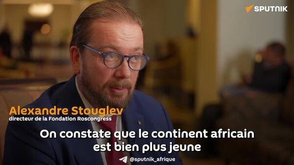 Des dizaines de milliers d’étudiants africains peuvent étudier en Russie, rappelle le directeur de la Fondation Roscongress - Sputnik Afrique