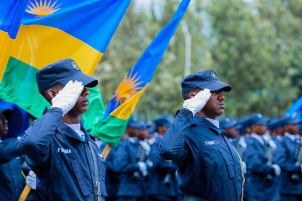 La Police nationale du Rwanda célèbre la remise des diplômes de 1 - Sputnik Afrique
