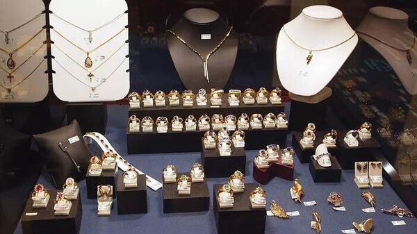 Un saphir de 150 Un saphir de 150 - Sputnik Afrique