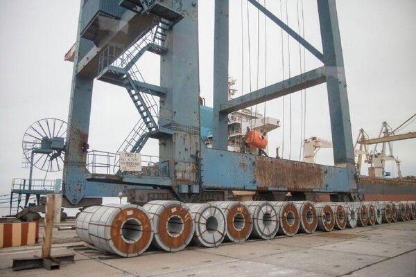 La capacité du port maritime de Marioupol augmentera d'ici la fin 2025 - Sputnik Afrique