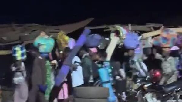 Au Ghana, des milliers de gens se ruaient vers une arche qui devait les sauver de la fin du monde - Sputnik Afrique