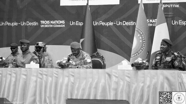 Sommet de l'AES: Une vision qui est corroborée par des actions concrètes, réelles - Sputnik Afrique