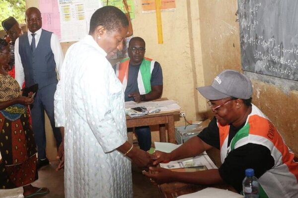 La Côte d'Ivoire tient des élections législatives ce samedi - Sputnik Afrique