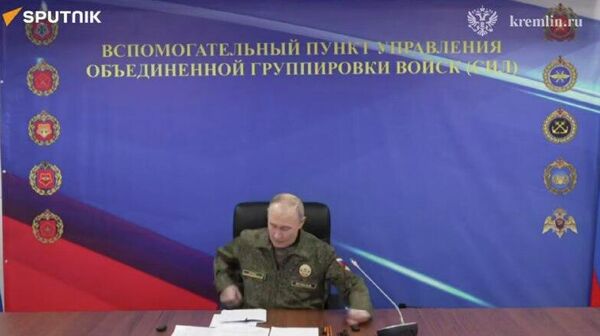 L'armée russe garde l'initiative sur toute la ligne de contact - Poutine - Sputnik Afrique