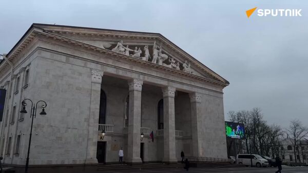 Russian Drama Theater in DPR’s Mariupol Reopens After Rebuilding, Sputnik Correspondent Reports - Sputnik Africa
