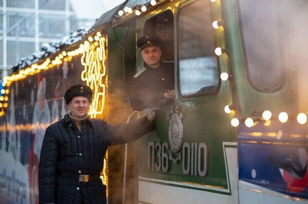 Russian Father Frost's Magical Train Continues Its Tour Across the Country - Sputnik Africa
