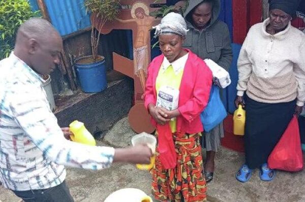 L'Exarchat patriarcal d'Afrique apporte son aide aux victimes des inondations au Kenya L'Exarchat patriarcal d'Afrique apporte son aide aux victimes des inondations au Kenya - Sputnik Afrique