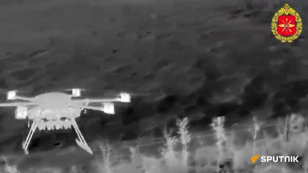 L'ennemi n'a aucune chance: des opérateurs de drones incendient du matériel ukrainien - Sputnik Afrique