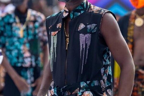 ‍ Par-delà les barreaux, par-delà les limites: un défilé de mode de détenus brise les codes au Ghana - Sputnik Afrique