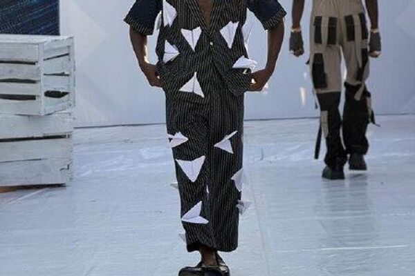 ‍ Par-delà les barreaux, par-delà les limites: un défilé de mode de détenus brise les codes au Ghana - Sputnik Afrique