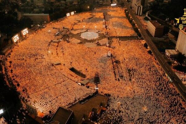 Thousands Gather in Addis Ababa for Ethiopia's Unique Christmas Eve Tradition: Correspondent - Sputnik Africa