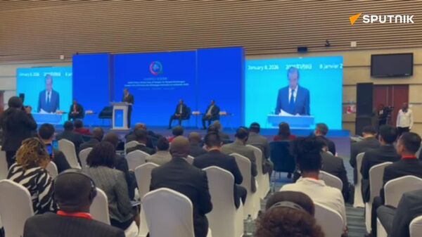 China-Africa Exchanges Strengthen Friendship, Youth Engagement & Global Peace, FM Says - Sputnik Africa