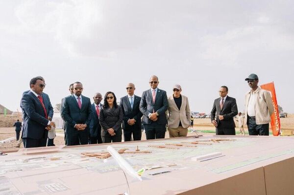 Ethiopian PM Abiy Ahmed Lays Cornerstone for Bishoftu International Airport to Power Ethiopia's Air Travel Expansion - Sputnik Africa