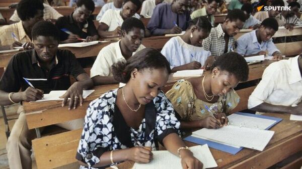 Le pétrole et la médecine en tête des préférences des étudiants africains en Russie - Sputnik Afrique
