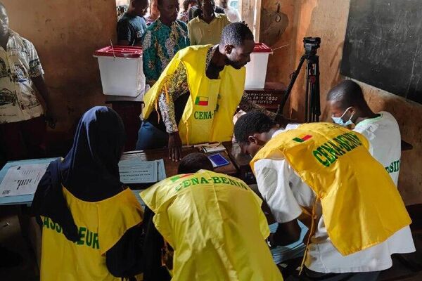 Voting for Parliamentary & Local Elections Begins in Benin: Reports Voting for Parliamentary & Local Elections Begins in Benin: Reports - Sputnik Africa