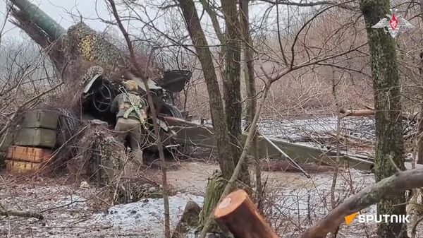 Les artilleurs russes privent l'ennemi de munitions - Sputnik Afrique