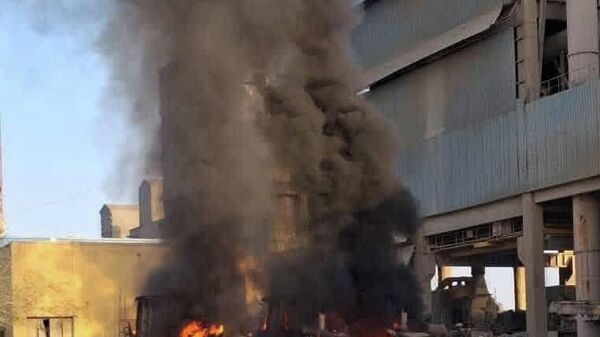 Nouvelles attaques terroristes contre des usines au Mali - Sputnik Afrique