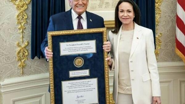 L'opposante vénézuélienne Machado offre sa médaille du prix Nobel de la paix à Trump - Sputnik Afrique