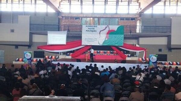 Une centaine de partis malgaches signent un accord pour reconstruire l'État - Sputnik Afrique