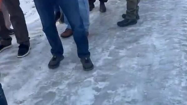 Des milliers de Canadiens ont fait la queue pour signer une pétition demandant la sécession de l'État d'Alberta - Sputnik Afrique