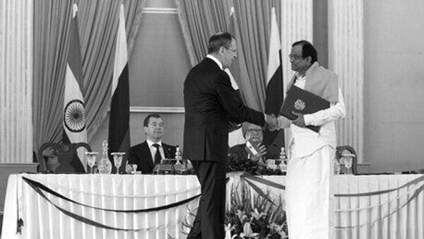 Renforcer le triumvirat Russie-Inde-Chine est important dans le cadre de la construction des BRICS - Sputnik Afrique