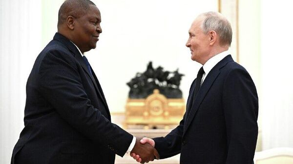 Putin Sends Congratulatory Message to CAR's Touadéra on Occasion of His Re-Election as President - Sputnik Africa